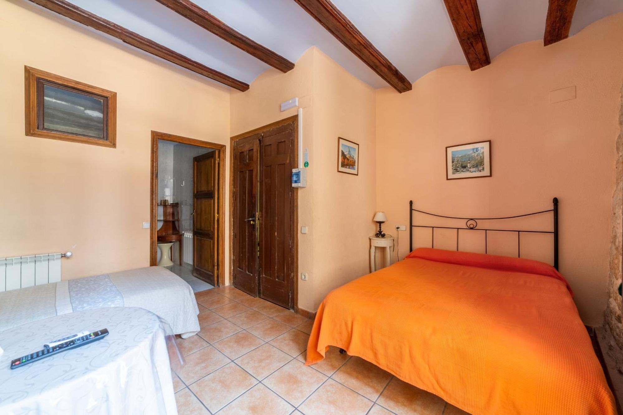 Fonda La Plaza Hotell Valderrobres Exteriör bild