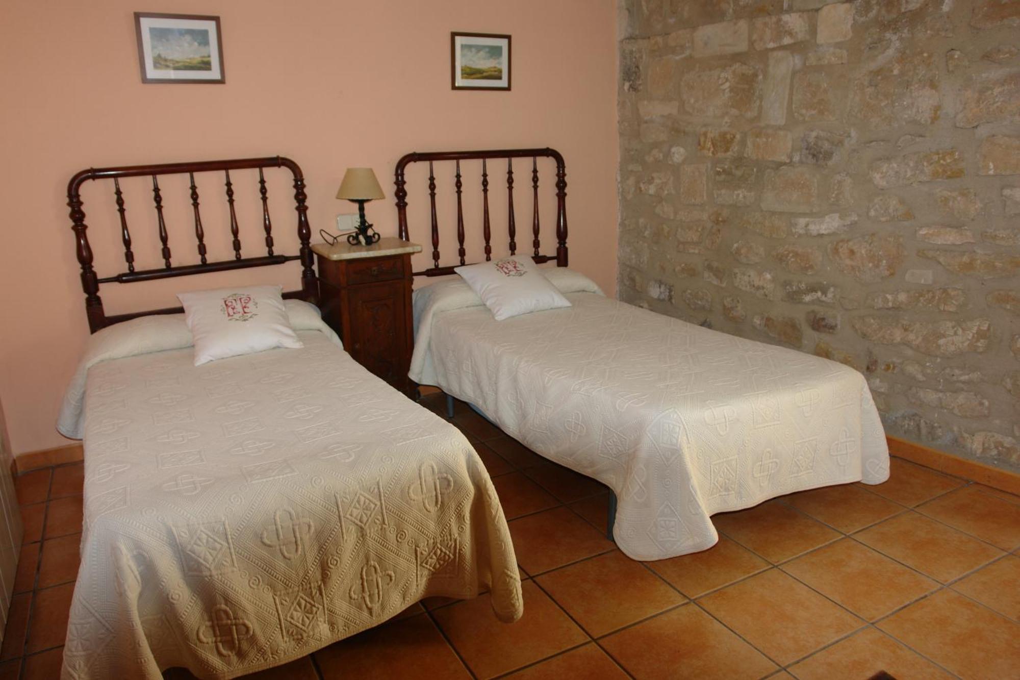 Fonda La Plaza Hotell Valderrobres Exteriör bild
