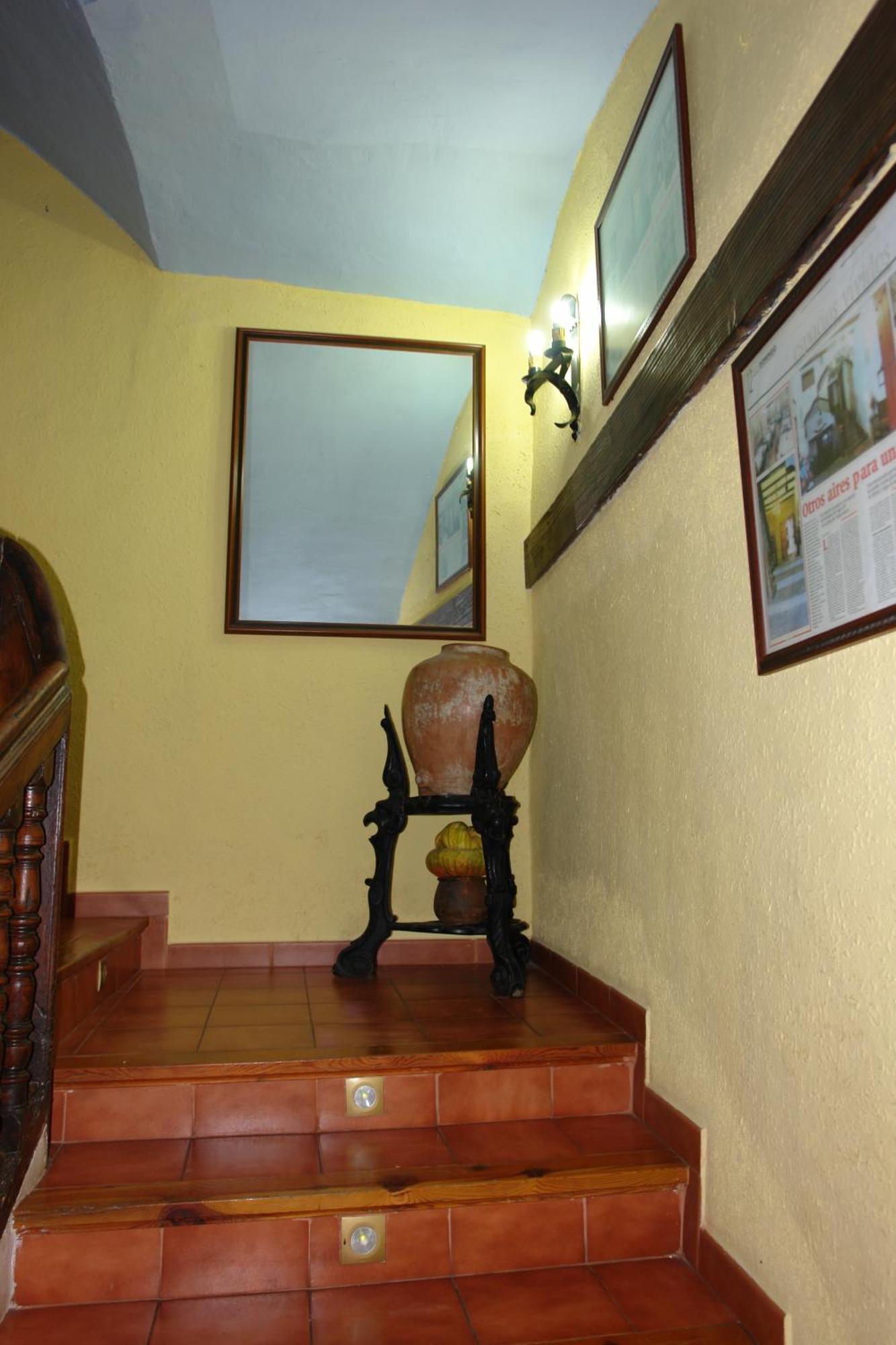 Fonda La Plaza Hotell Valderrobres Exteriör bild